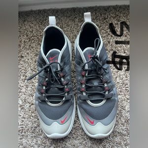 Men Nike Sneaker size 10